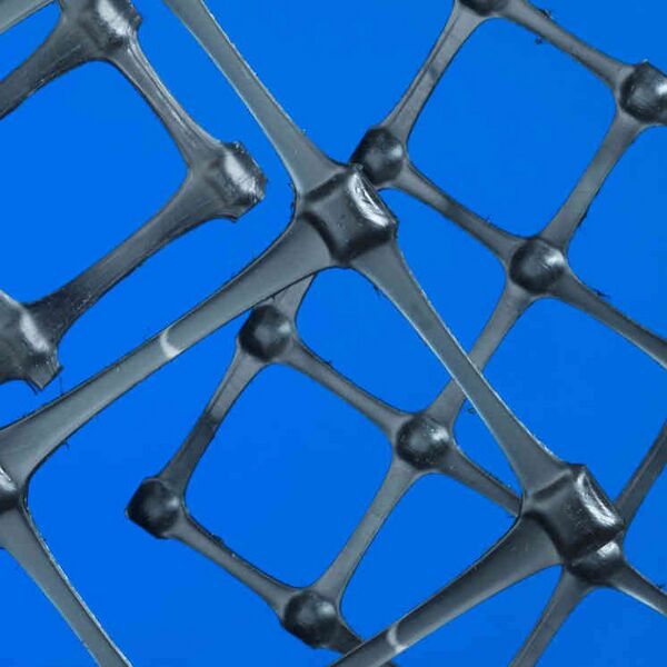 File:Biaxial Geogrid Close-Up.jpg
